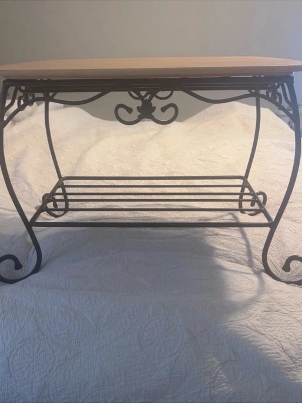 Longaberger Wrought Iron Treasures Stand Table with Lid